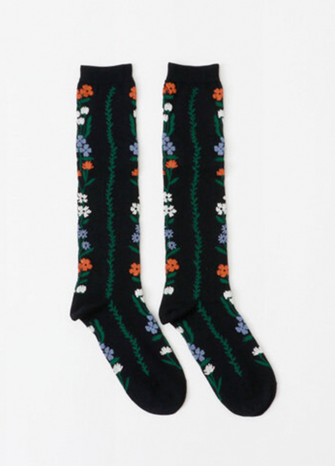 串珠花圈高筒織紋襪